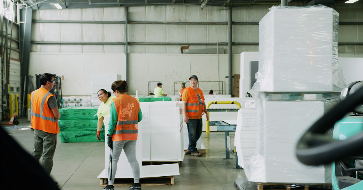 <span id="hs_cos_wrapper_name" class="hs_cos_wrapper hs_cos_wrapper_meta_field hs_cos_wrapper_type_text" style="" data-hs-cos-general-type="meta_field" data-hs-cos-type="text" >The Riverside Company Signs Definitive Agreement to Sell Its PFB Insulation Products Business to Carlisle Companies</span>