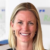 Laird Elena BKG 300X450