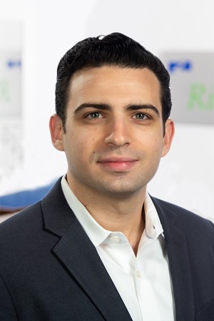 Helfandbrandon2 BKG 300X450